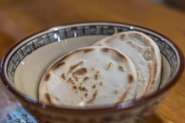 pita bread soaked in lamb soup pita bread soaked in lamb soup